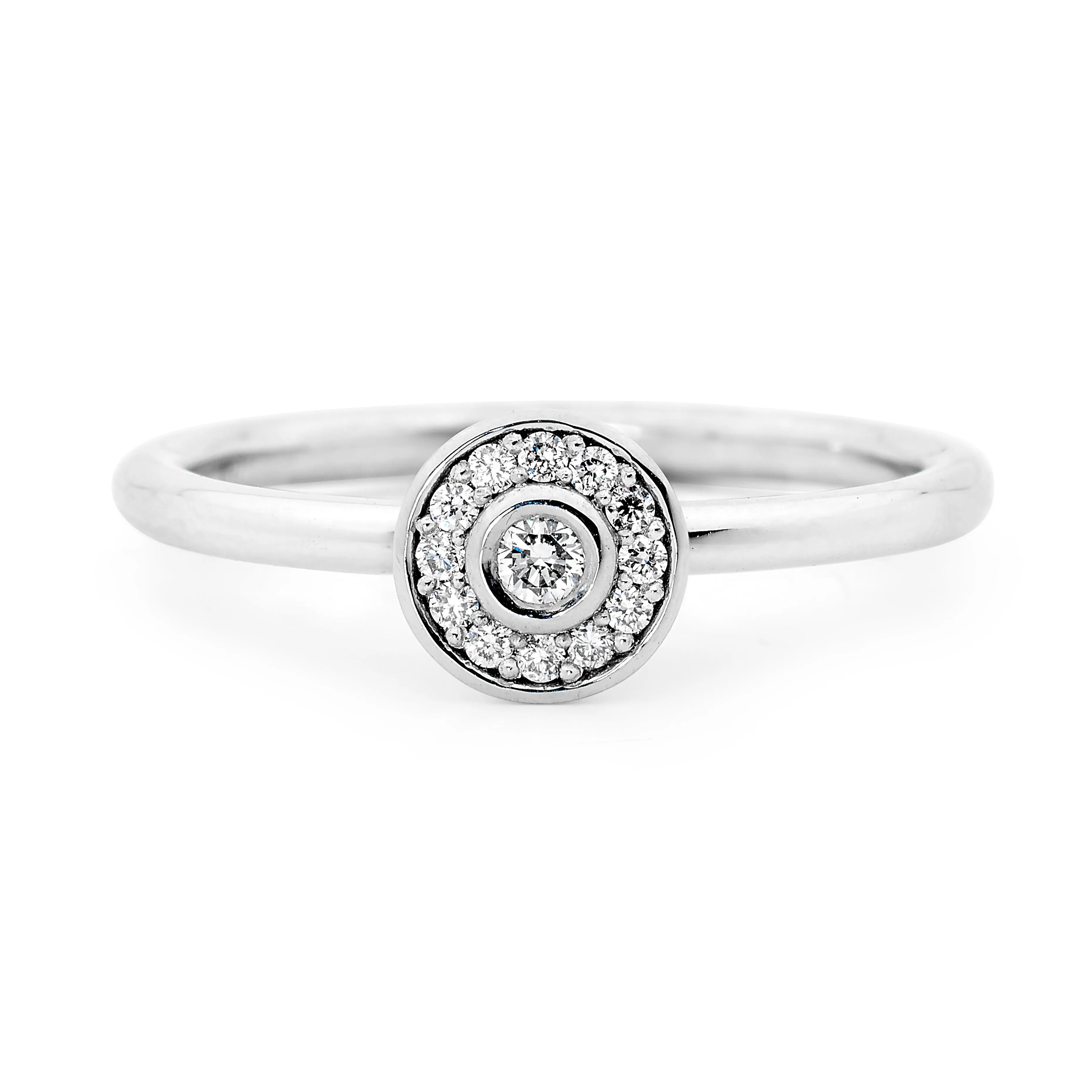 18ct White Gold Sparkling Diamond Halo Ring