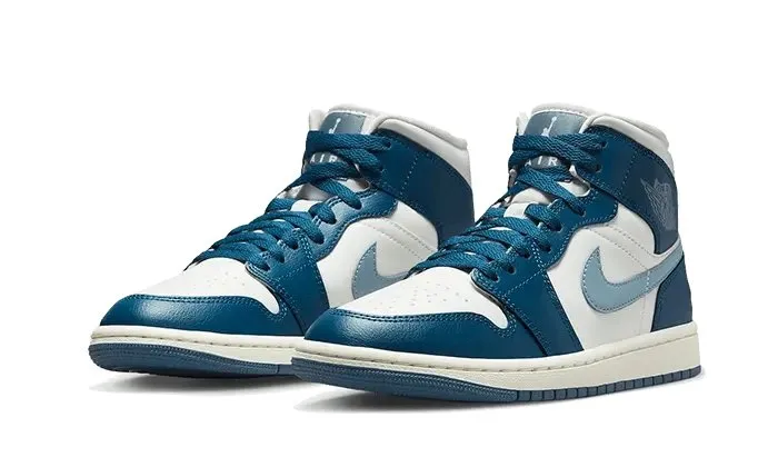 Air Jordan 1 Mid Sky J French Blue