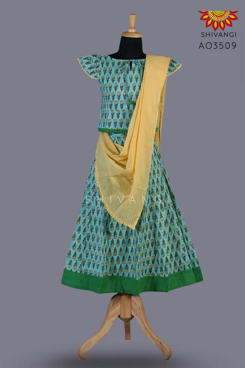 Girls Green Mul Cotton Lehenga with Dupatta