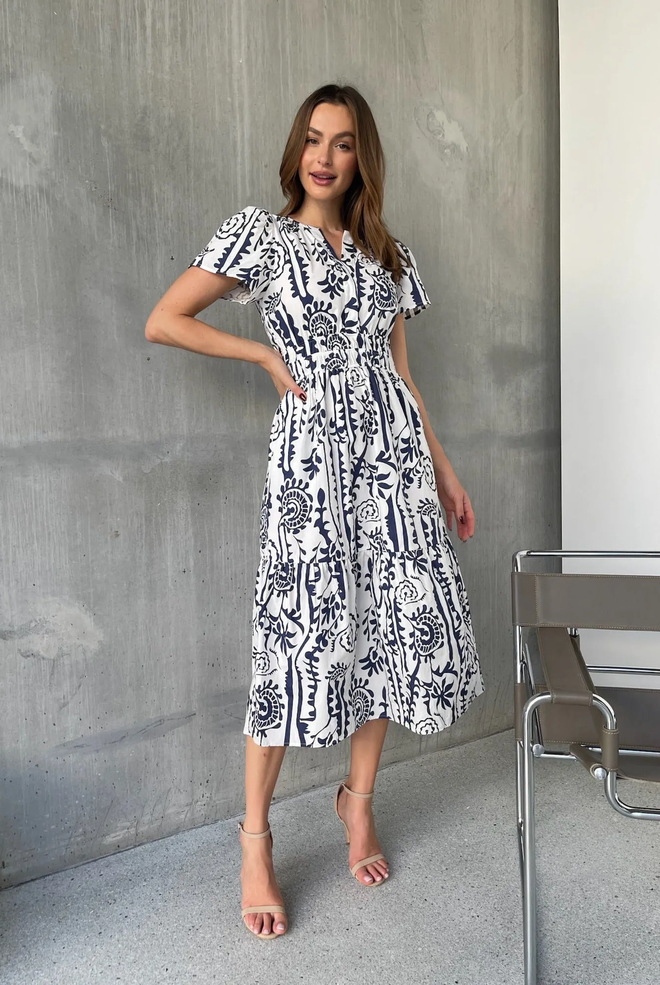 Heather Short Sleeve White/Blue Print Button Collar Midi Dress