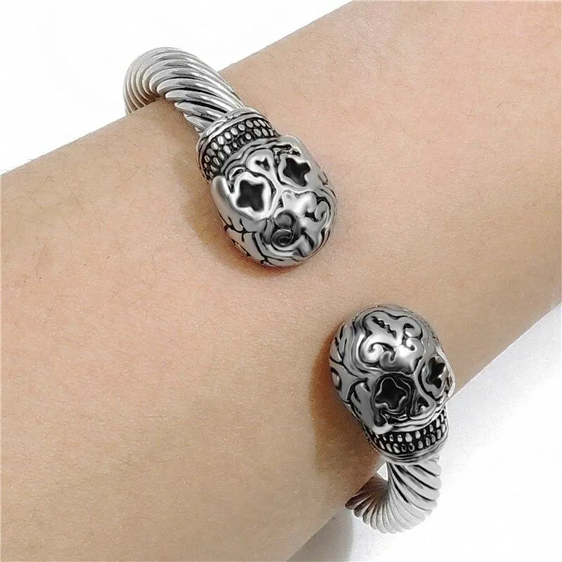 Men’s 316L Stainless Steel Twisted Silver Toned Skull Bracelet