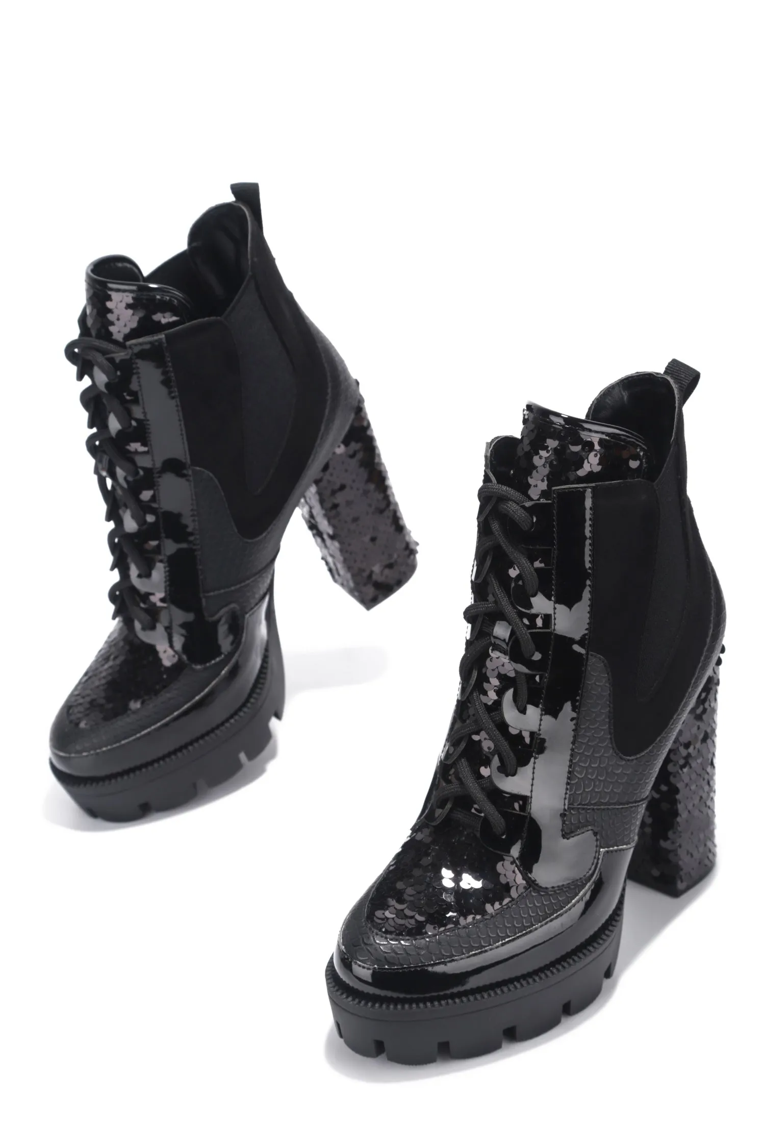 NELL-FB - BLACK