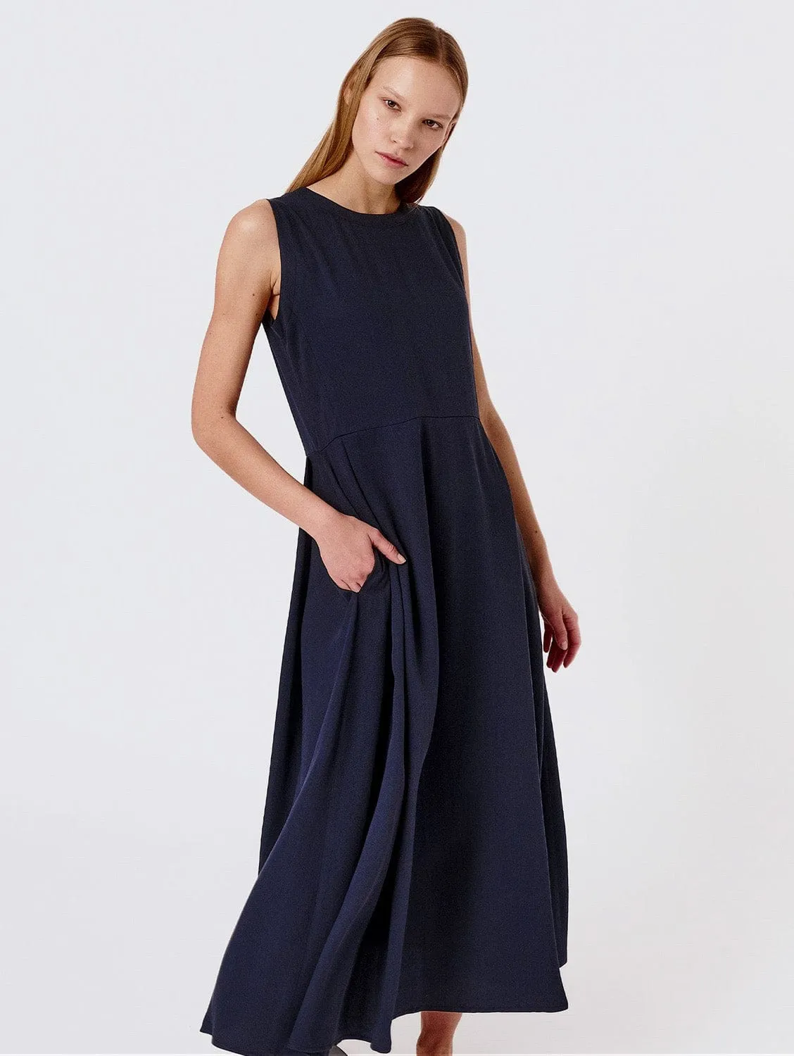 Pleat TENCEL Organic Cotton Dress | Dark Blue