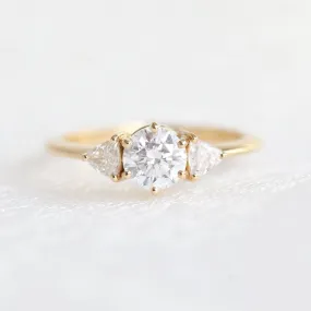 Renée Diamond Ring