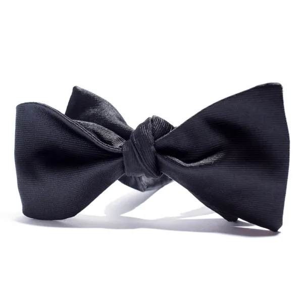 Timeless Classic Grosgrain Bowtie