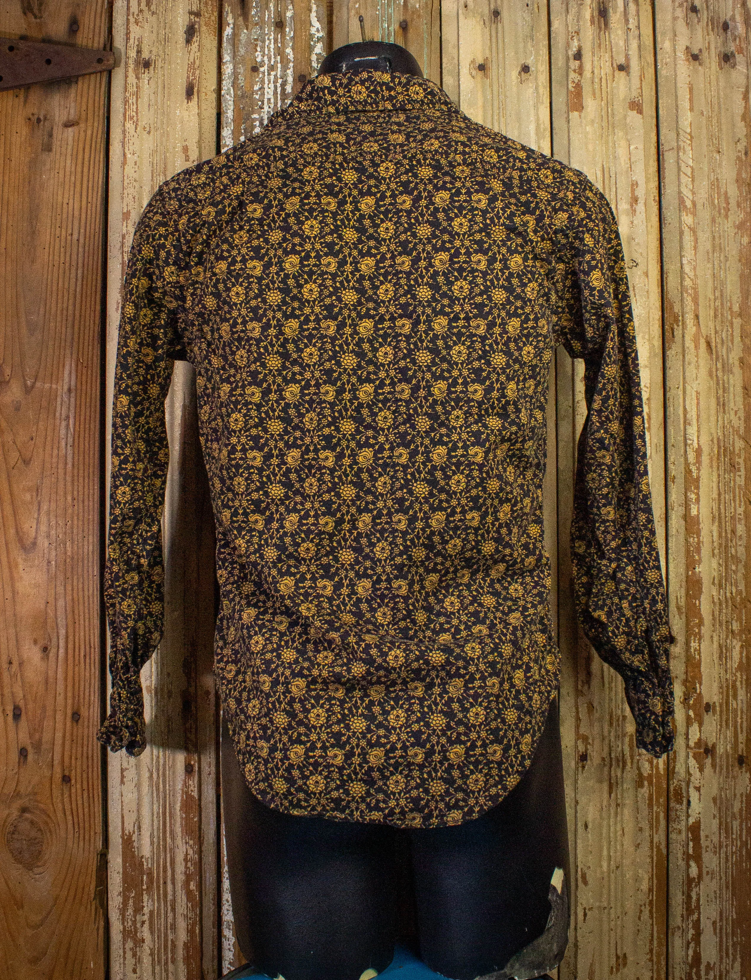 Vintage Black and Gold Floral Button Up Shirt 70s Small